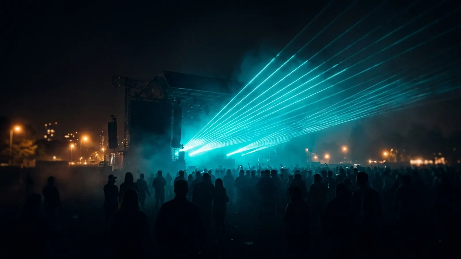 Palco de festival à noite: Crie seu proprio pack de quiz musical do SW4 2026 com Hitify (estilo Hitster)